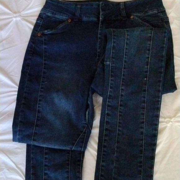 Soho New York & Co. (Jennifer Hudson) Straight leg Jeans - Picture 1 of 10